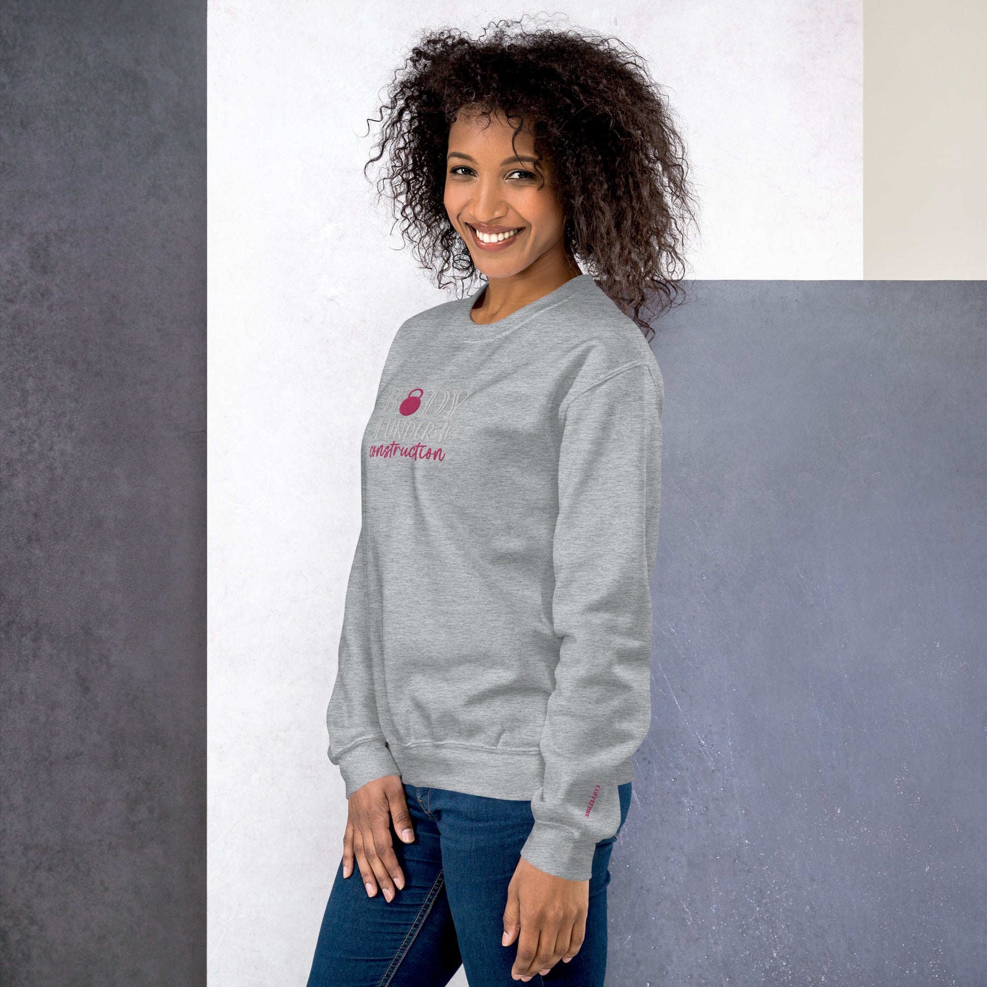 Athletic Body Embroidered Fitness Sweatshirt - COFFEEBRE